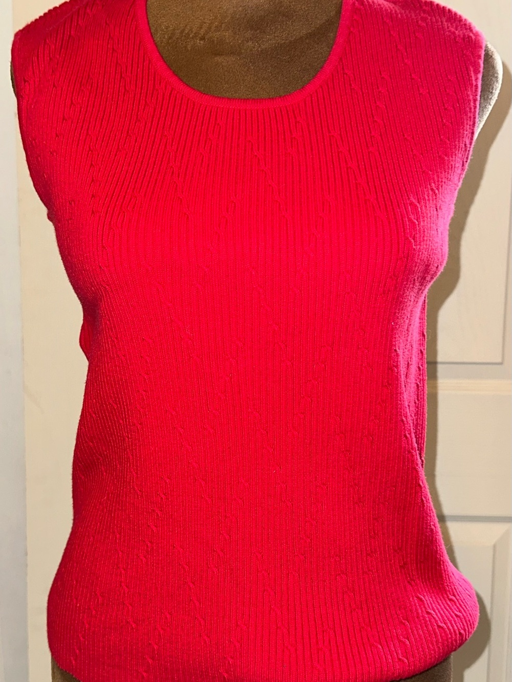 Liz Claiborne Bright Red Sleeveless Knit Top